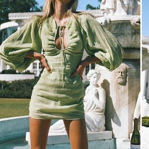 Sabo skirt pistachio Keyhole Dress 💚